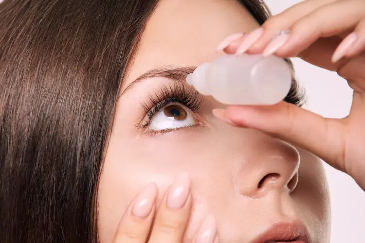 O que provoca inflamação nos olhos?