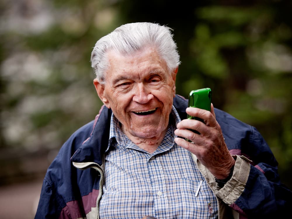 Quanto tempo depois da cirurgia de catarata posso usar o celular?
